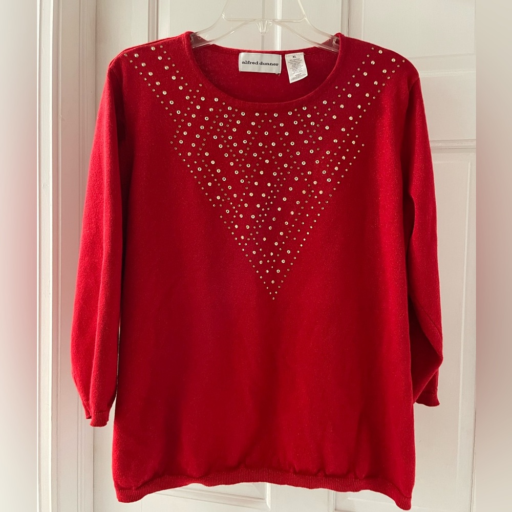XL red sweater